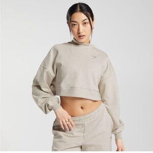Gymshark Rest Day Sweats Cropped Pullover - Sand Marl